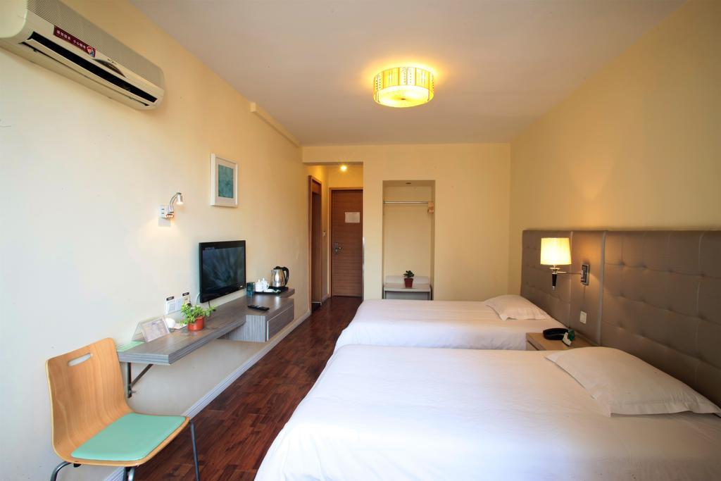 Qingdao Renjia Bussiness Hotel Exterior photo